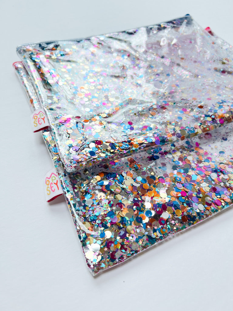 Small Glittered Shell Mix Bag .5-.75 1 Kilo (appx 3000 pc)